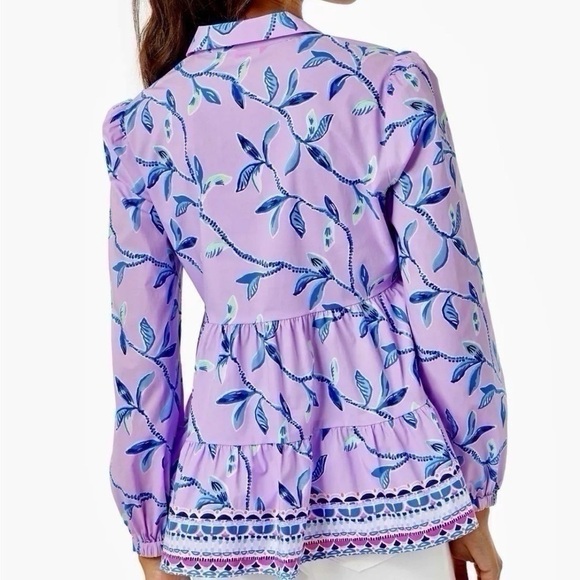 Lilly Pulitzer Women’s Kennia Stretch Top Purple Iris Slathouse Jungle - Picture 2 of 5